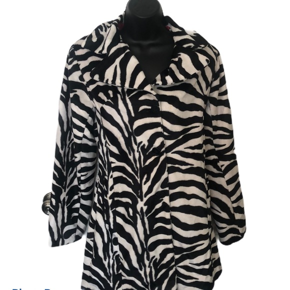 Formula X Jackets & Blazers - Fun Zebra print coat - size small